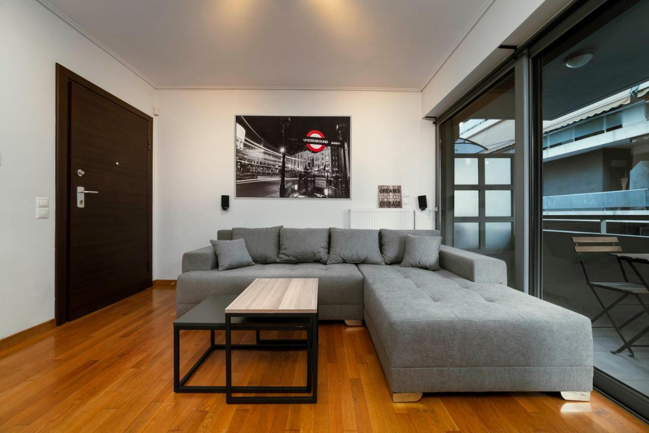Apartamento Lykabettus Gem With Yard And Parking Atenas Exterior foto